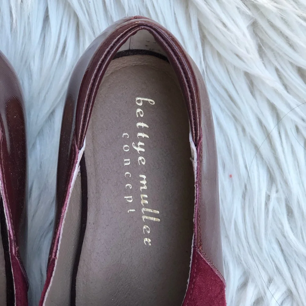 Bettye Muller Concept Taytum Leather Burgundy Oxford Burgundy Sneakers Shoes 9M